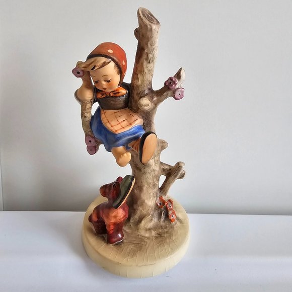 HUMMEL girl in tree "OUT of Danger" -Excellent Condition - Picture 1 of 5